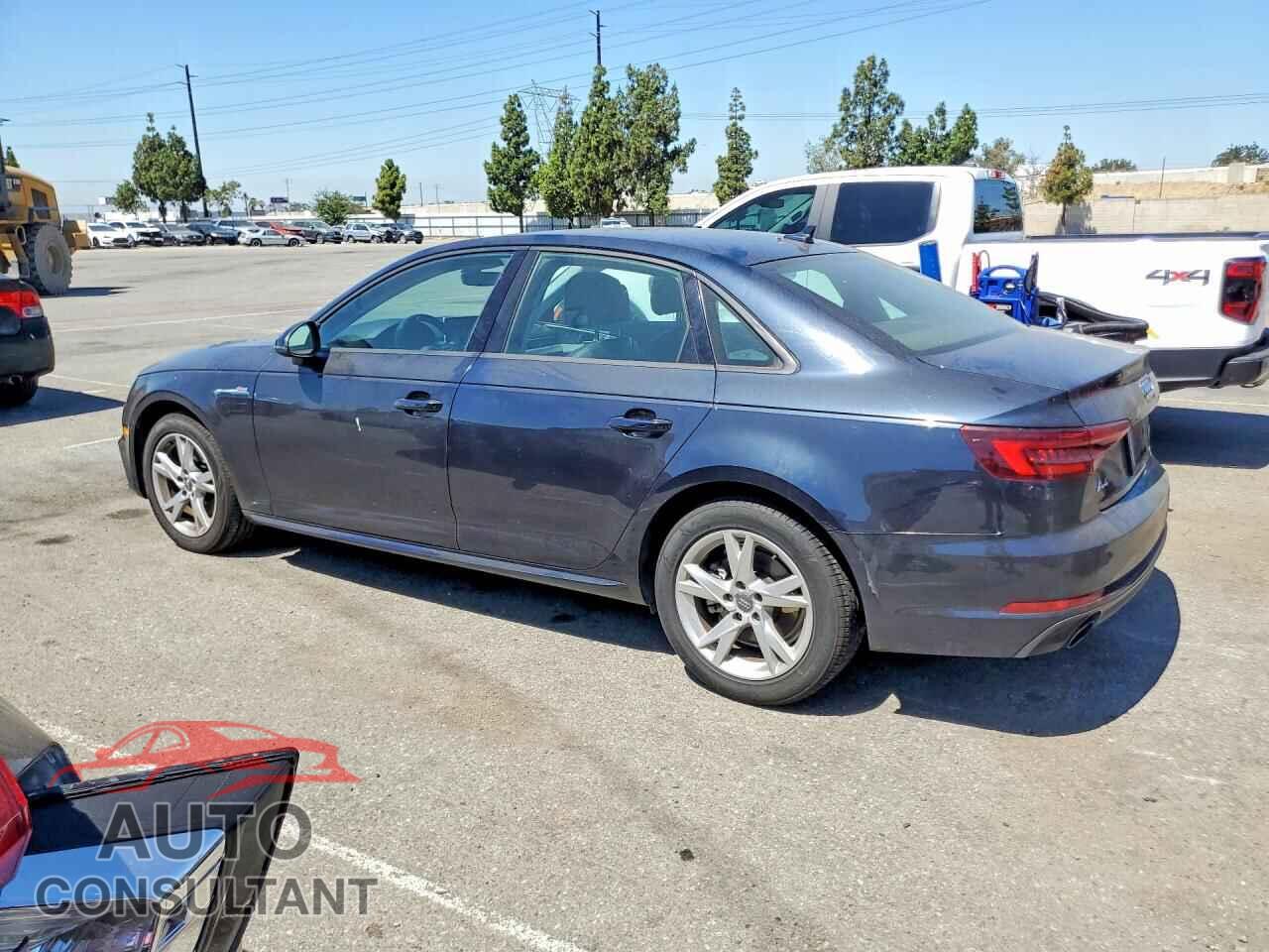 AUDI A4 2018 - WAUKMAF45JA228680