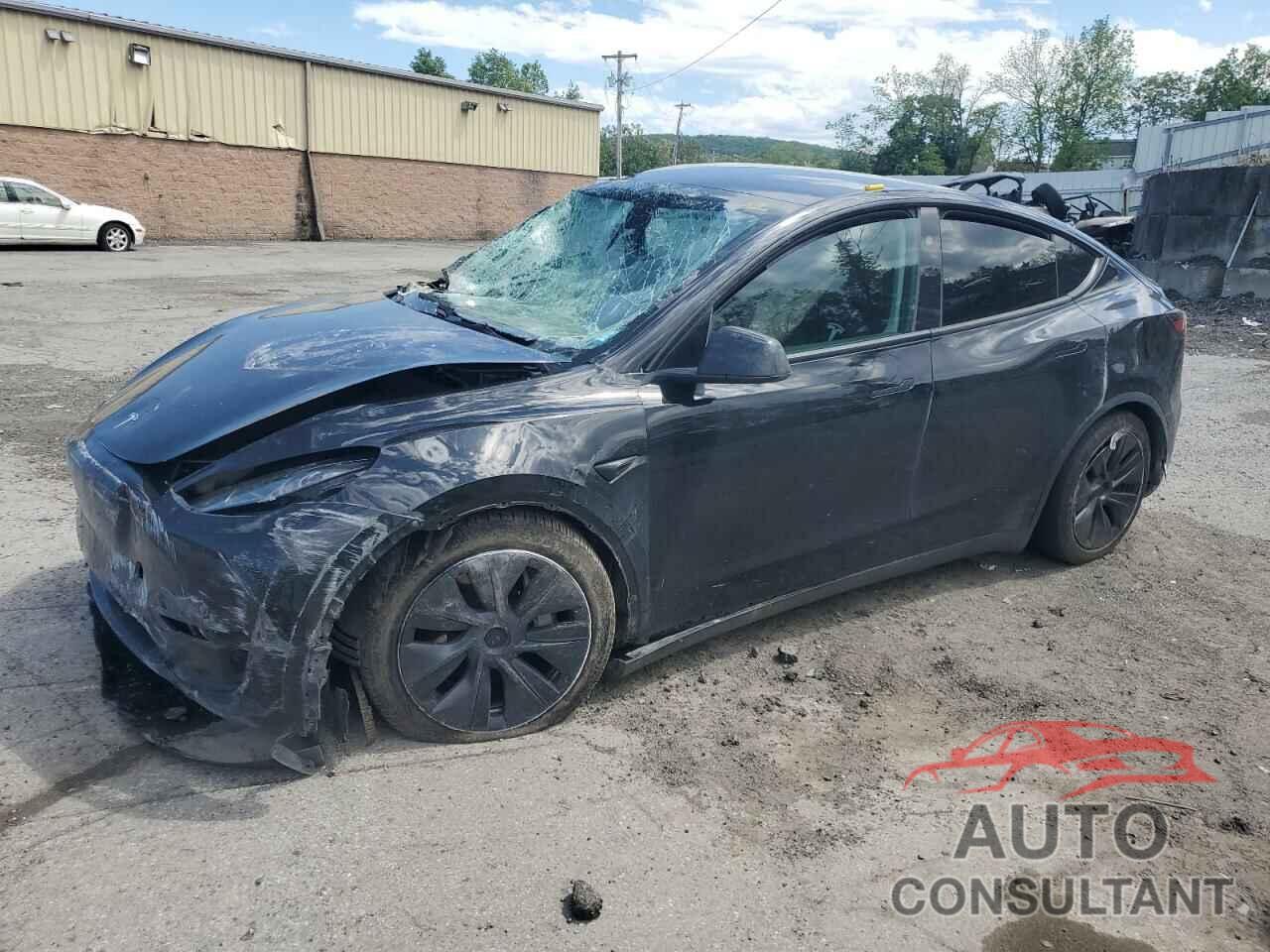 TESLA MODEL Y 2024 - 7SAYGDEE7RA327259