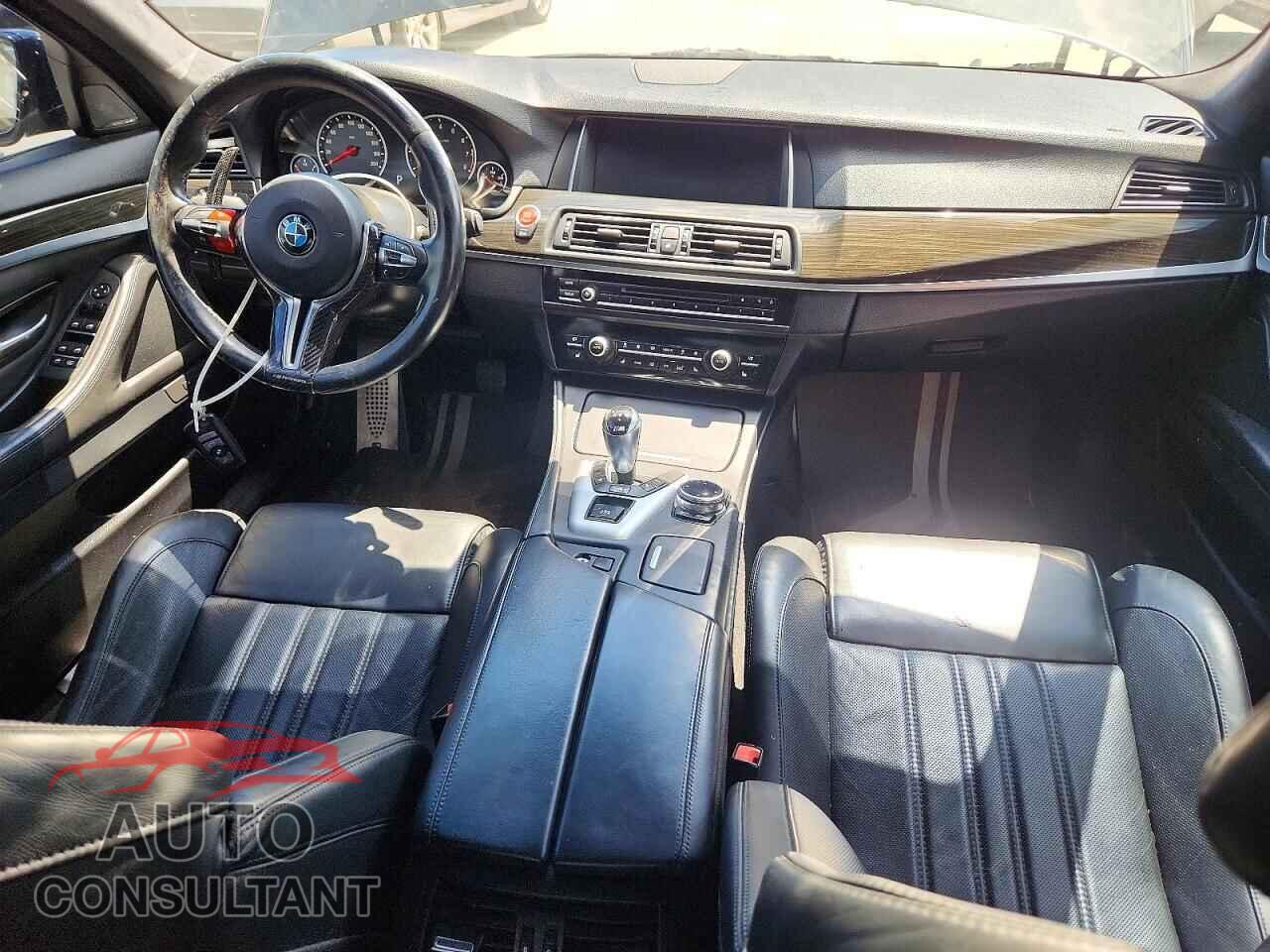 BMW M5 2014 - WBSFV9C53ED097811