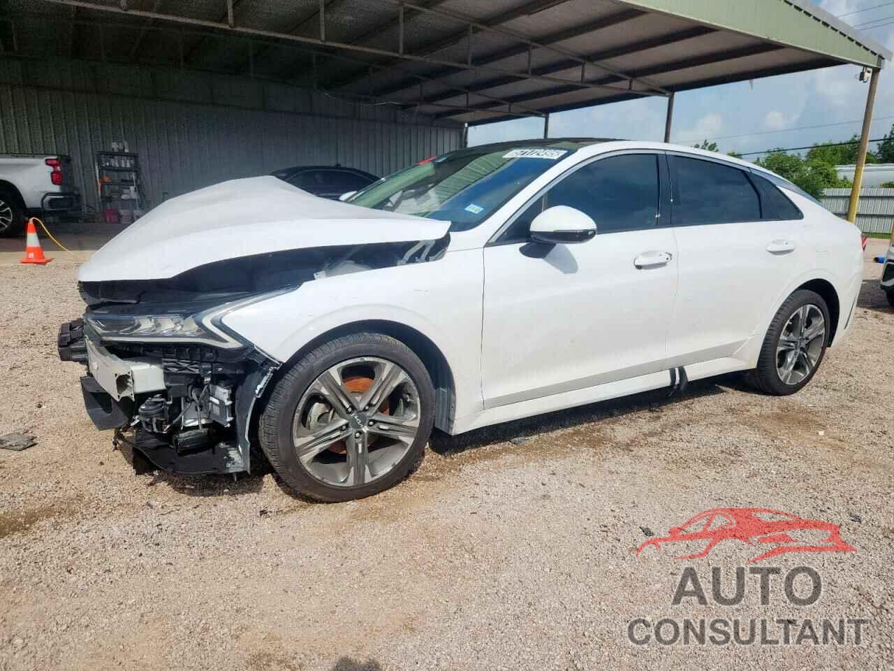 KIA K5 2022 - 5XXG34J23NG084852