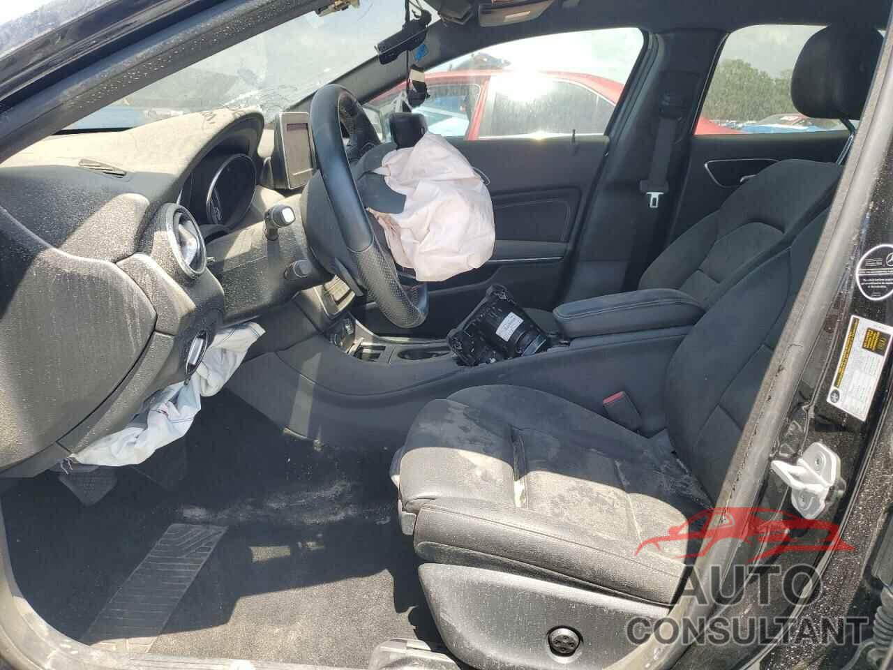 MERCEDES-BENZ GLA-CLASS 2016 - WDCTG4EB0GJ214379