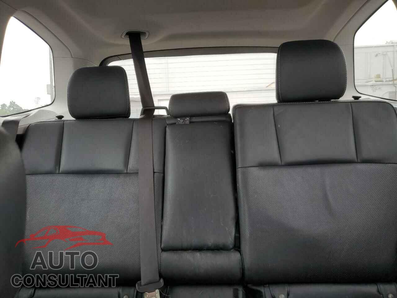 SUBARU FORESTER 2015 - JF2SJAKC2FH558611