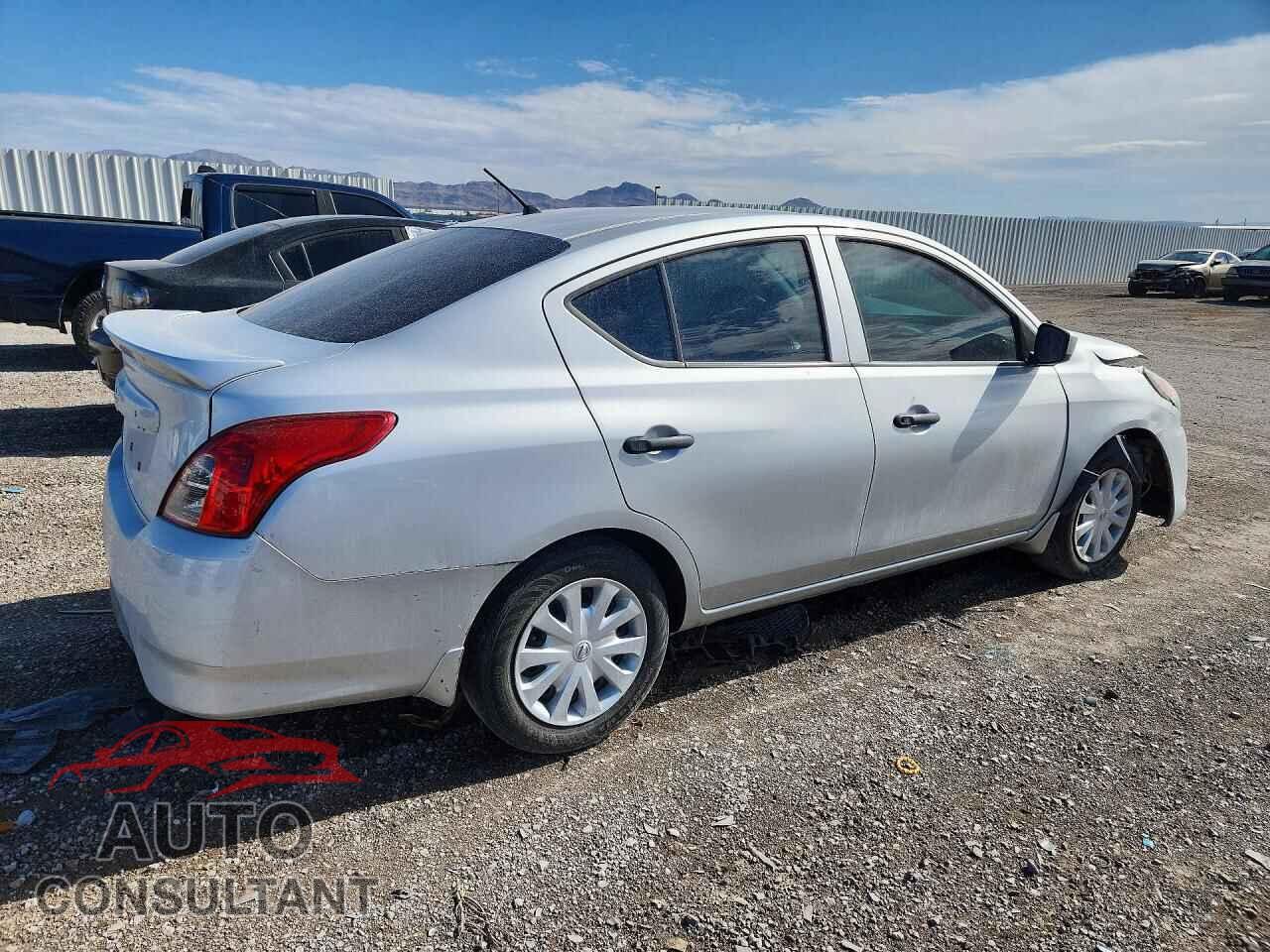 NISSAN VERSA 2017 - 3N1CN7AP3HL852170