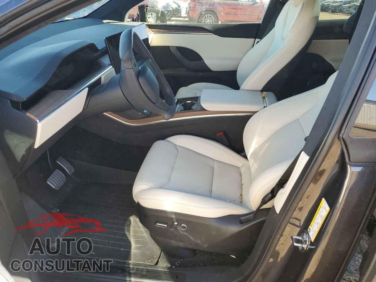 TESLA MODEL X 2023 - 7SAXCAE54PF423727