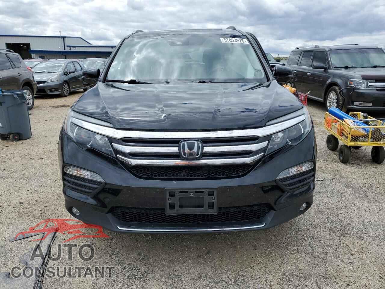 HONDA PILOT 2017 - 5FNYF6H94HB061243