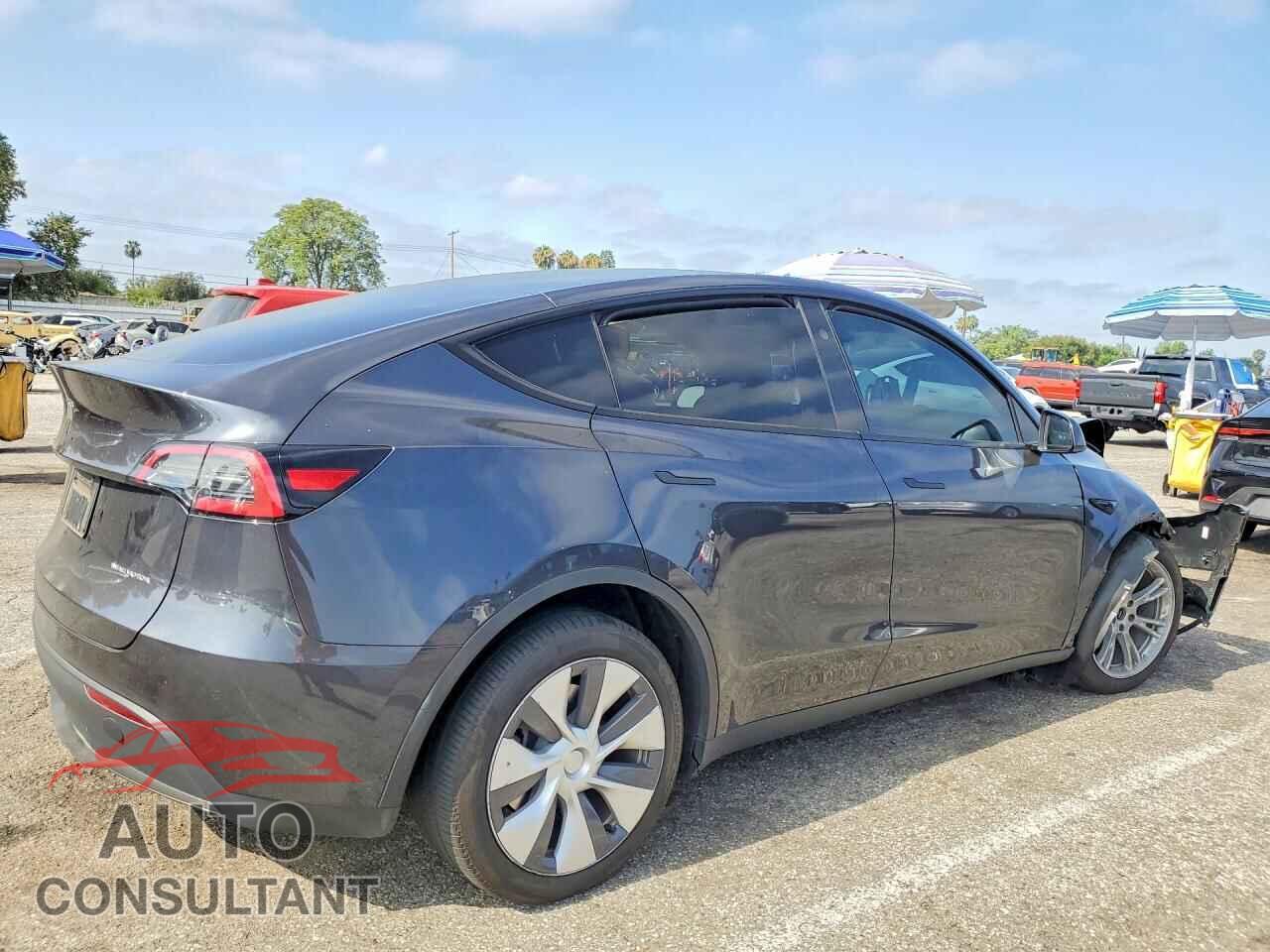 TESLA MODEL Y 2024 - 7SAYGDEE8RA234847