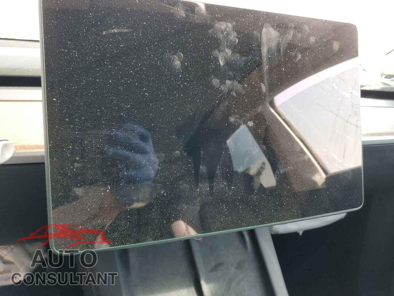 TESLA MODEL Y 2023 - 7SAYGDEE1PF746448