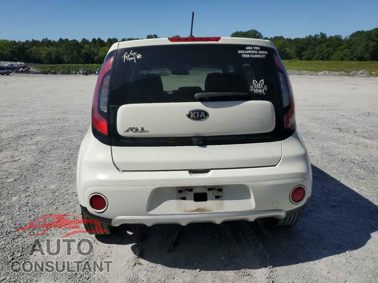 KIA SOUL 2018 - KNDJP3A56J7575868