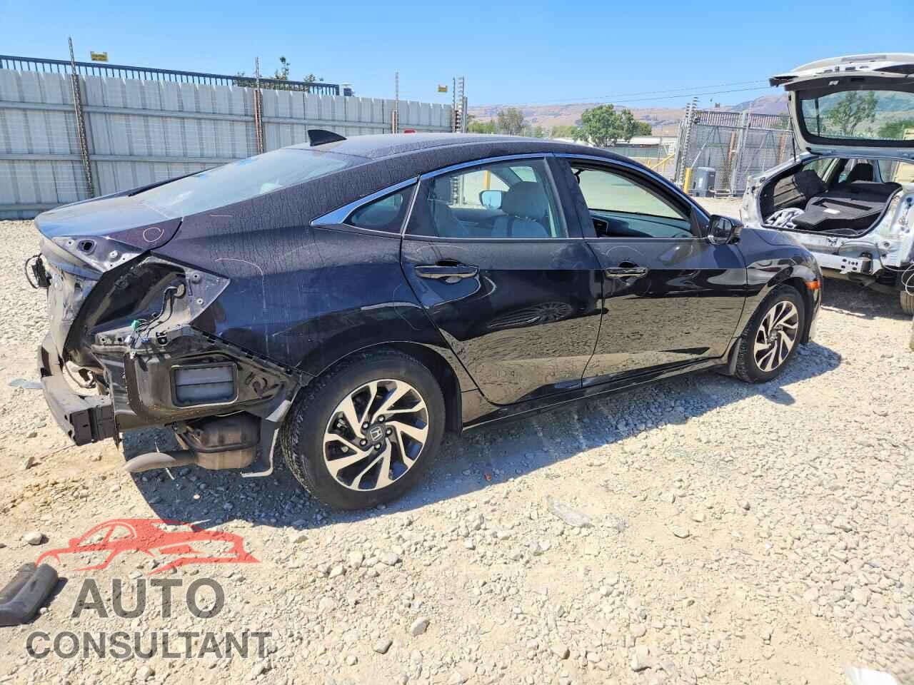 HONDA CIVIC 2017 - 2HGFC2F82HH510806