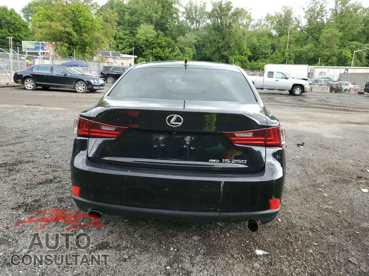 LEXUS IS 2015 - JTHCF1D29F5015698