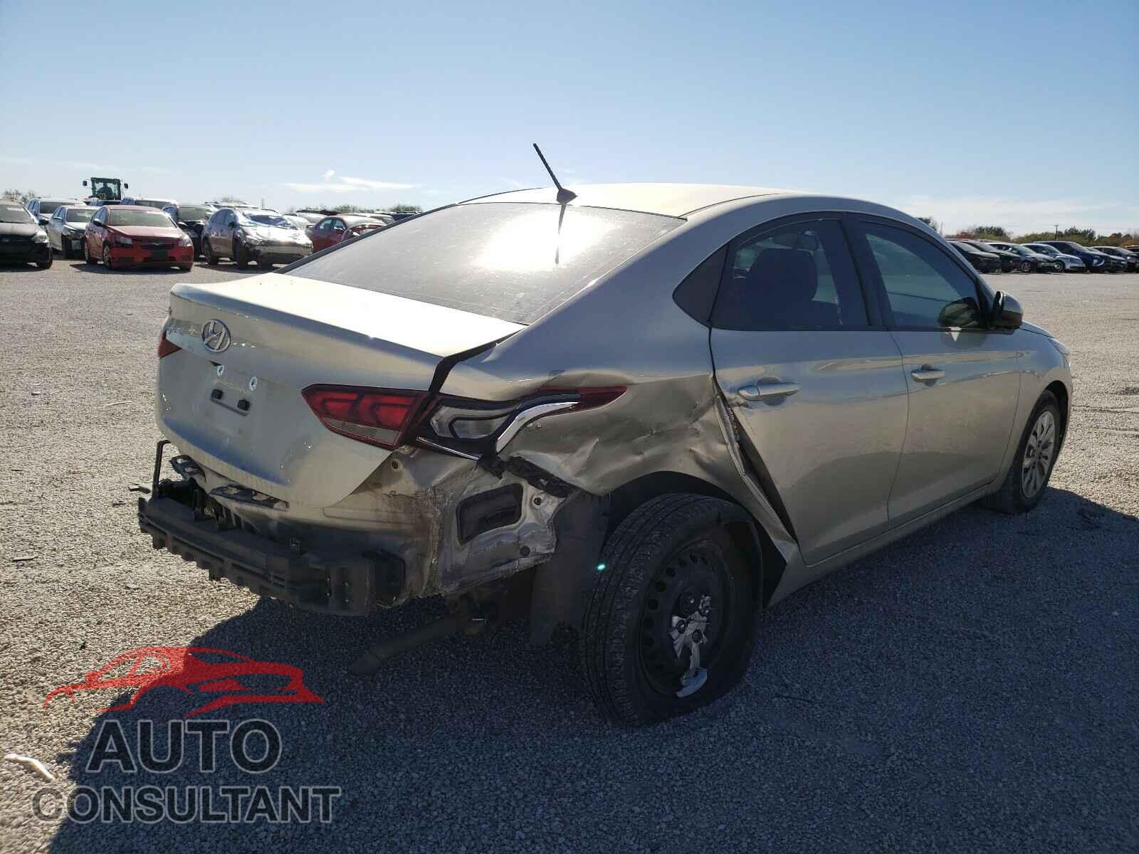 HYUNDAI ACCENT 2018 - 3KPC24A32JE035140