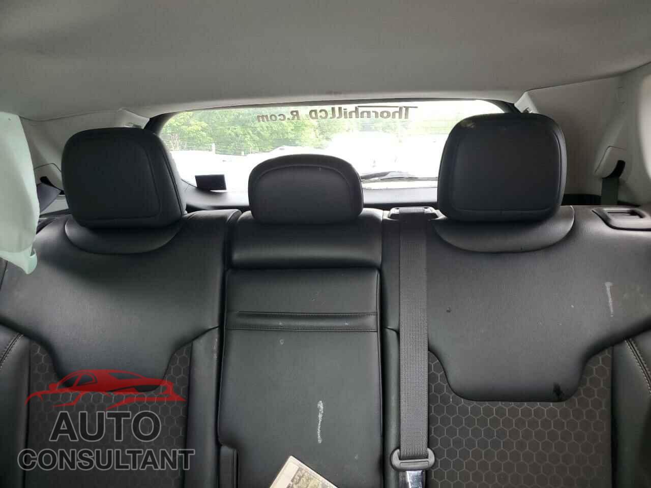 JEEP COMPASS 2018 - 3C4NJDBB6JT483975
