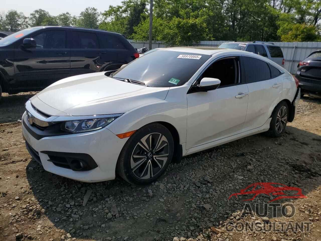 HONDA CIVIC 2018 - JHMFC1F73JX032556