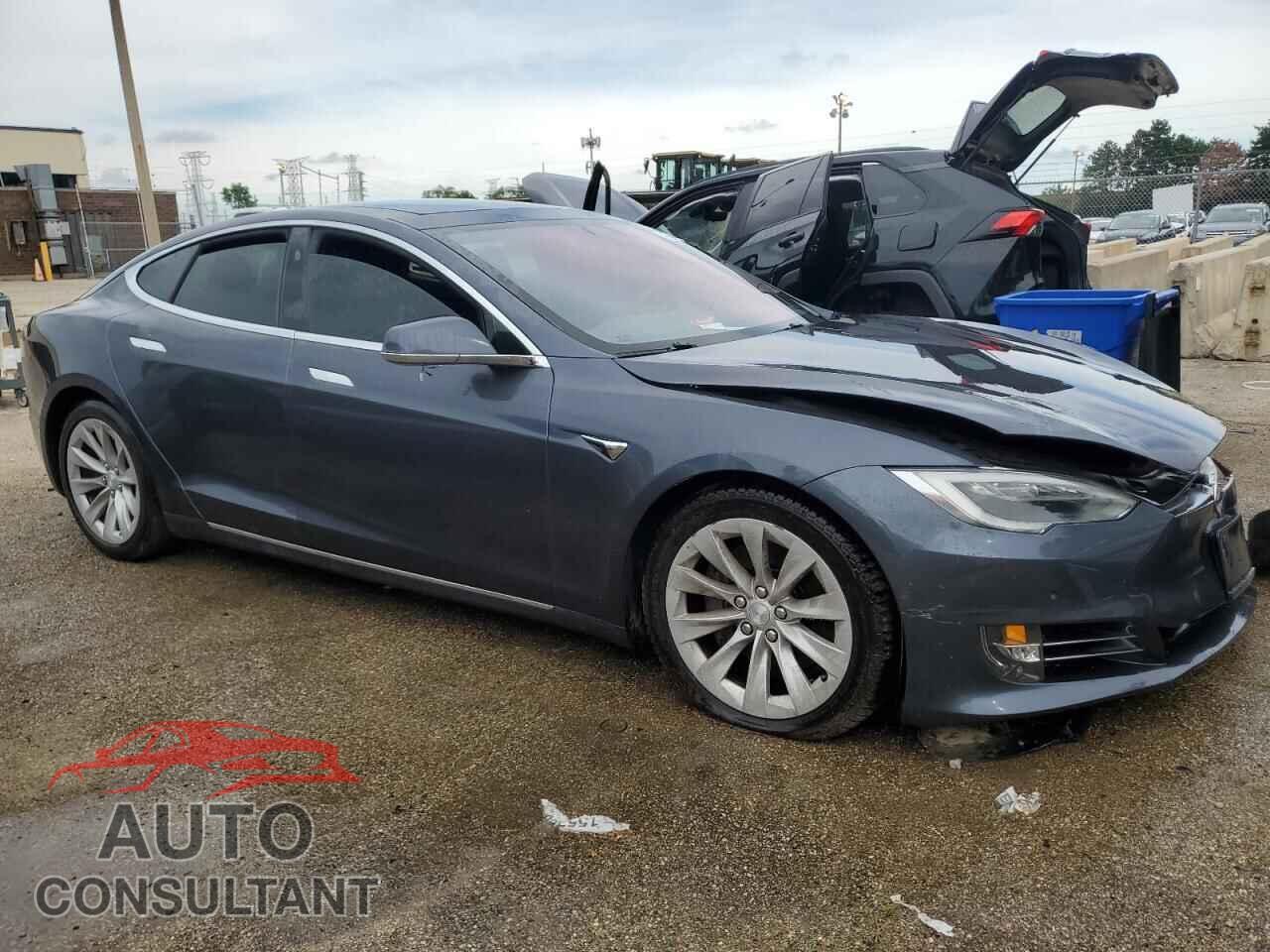 TESLA MODEL S 2018 - 5YJSA1E24JF243240