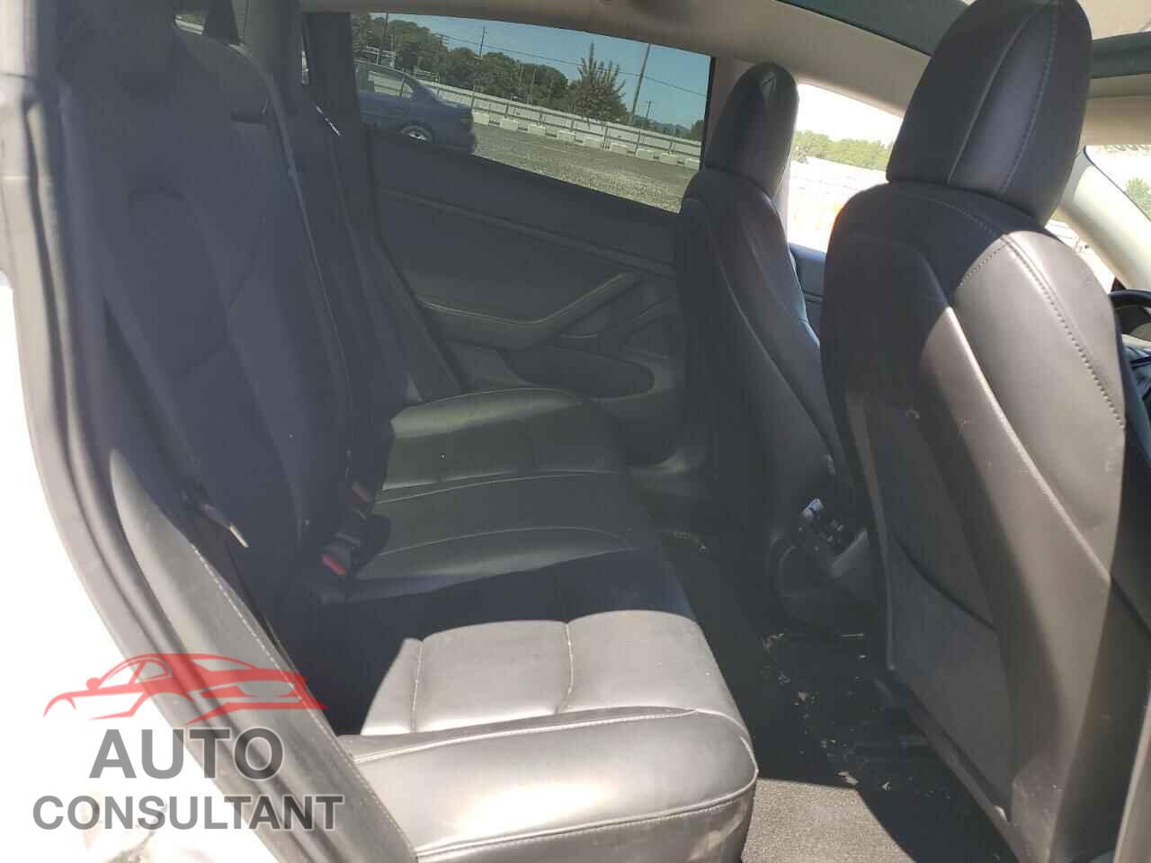 TESLA MODEL 3 2018 - 5YJ3E1EA4JF164795