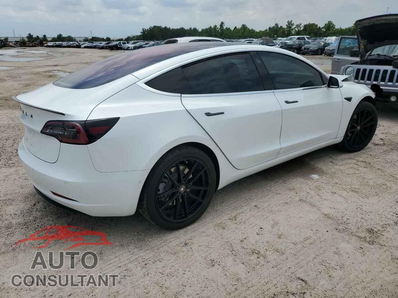 TESLA MODEL 3 2018 - 5YJ3E1EA3JF014838