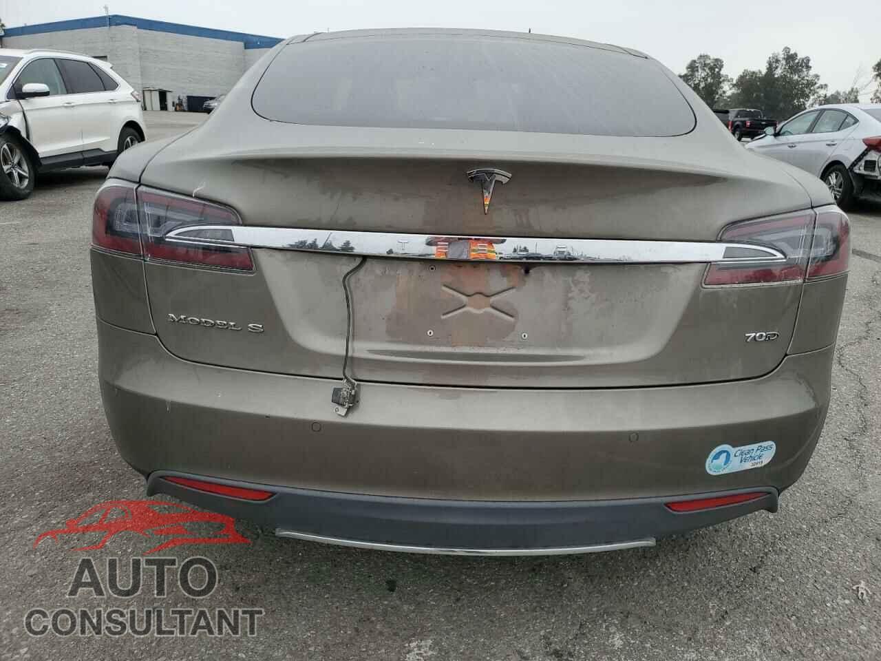 TESLA MODEL S 2015 - 5YJSA1S27FF095046
