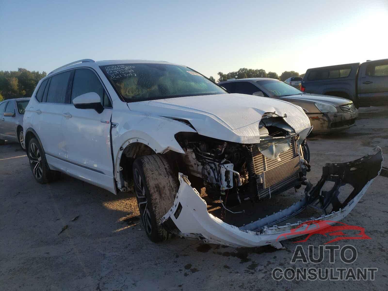 VOLKSWAGEN TIGUAN 2018 - 3VV5B7AXXJM163419