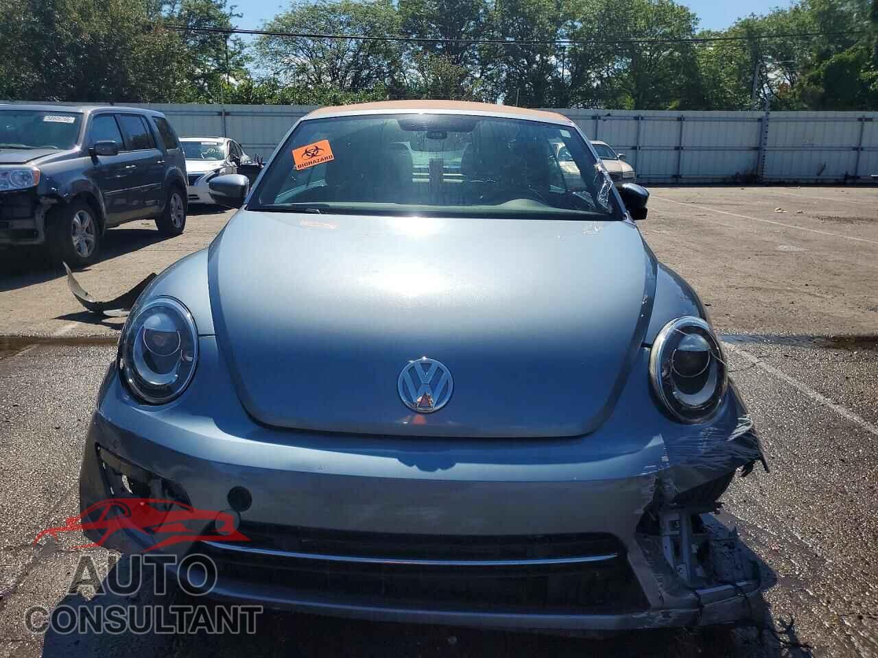 VOLKSWAGEN BEETLE 2019 - 3VW5DAAT6KM508530