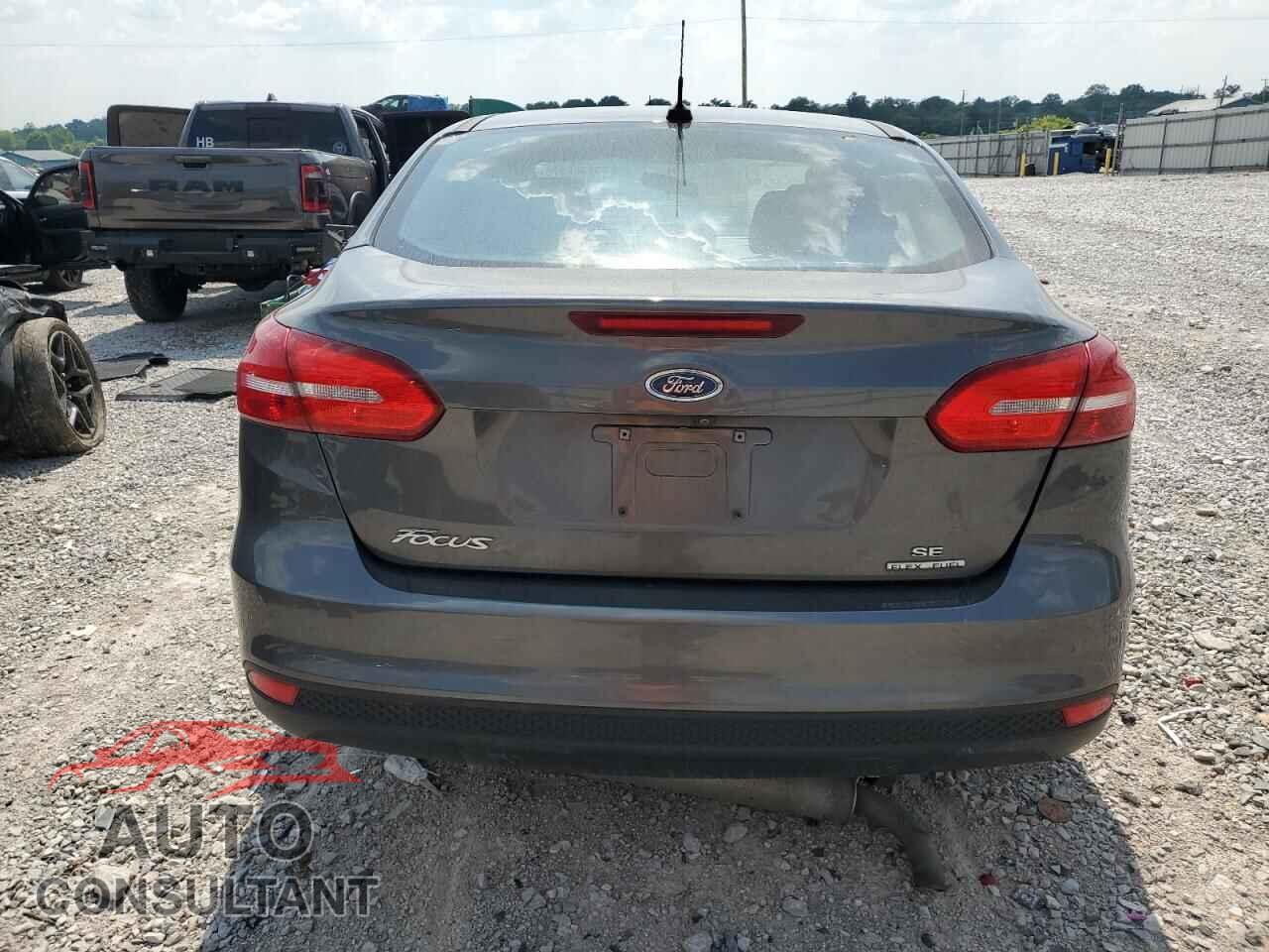 FORD FOCUS 2016 - 1FADP3F26GL371816
