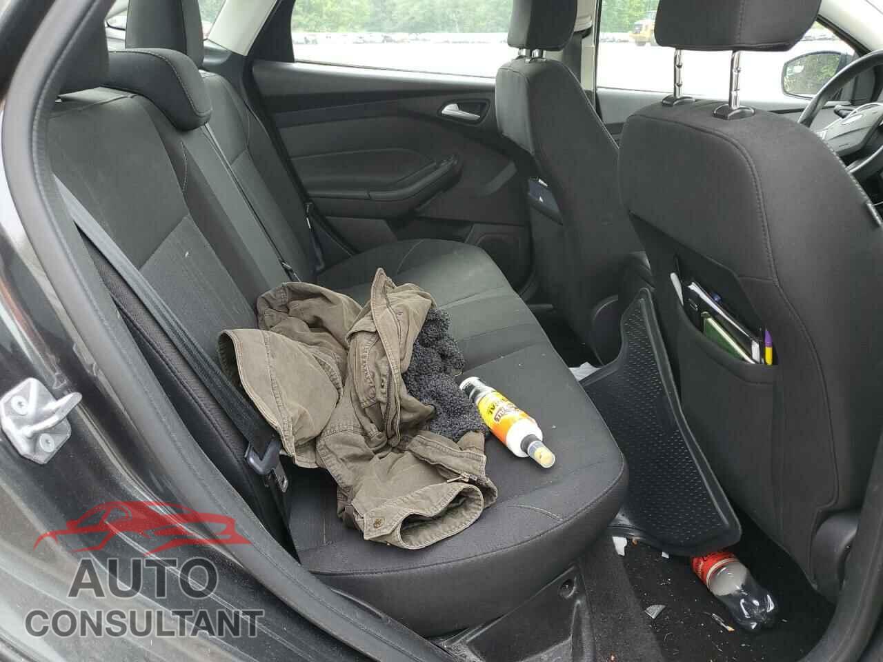 FORD FOCUS 2017 - 1FADP3F20HL275486