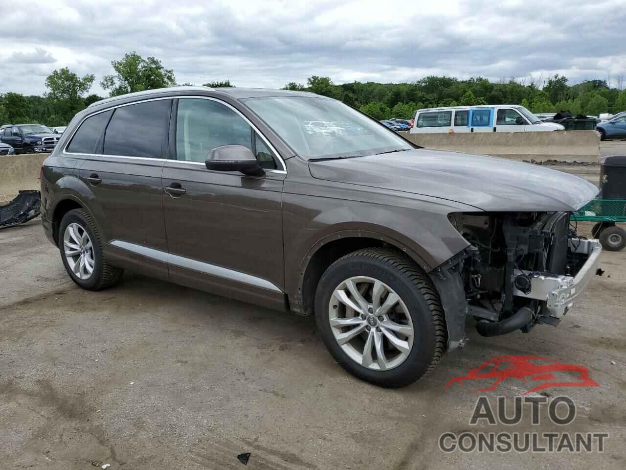 AUDI Q7 2019 - WA1LHAF77KD035639