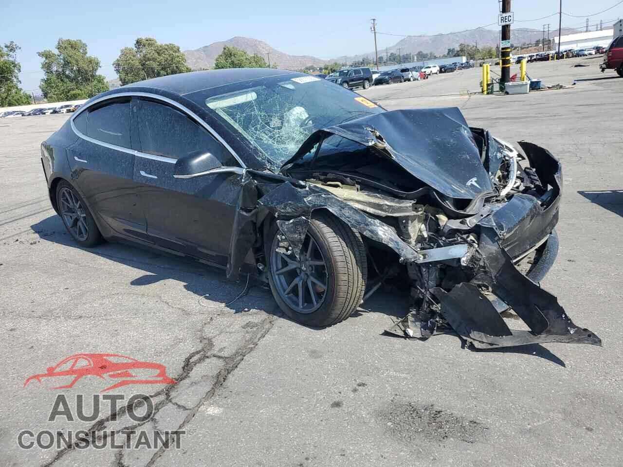 TESLA MODEL 3 2018 - 5YJ3E1EA8JF172141