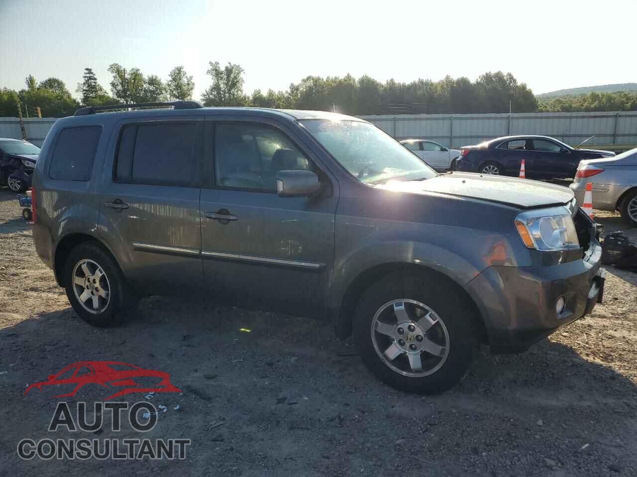 HONDA PILOT 2011 - 5FNYF4H95BB095476