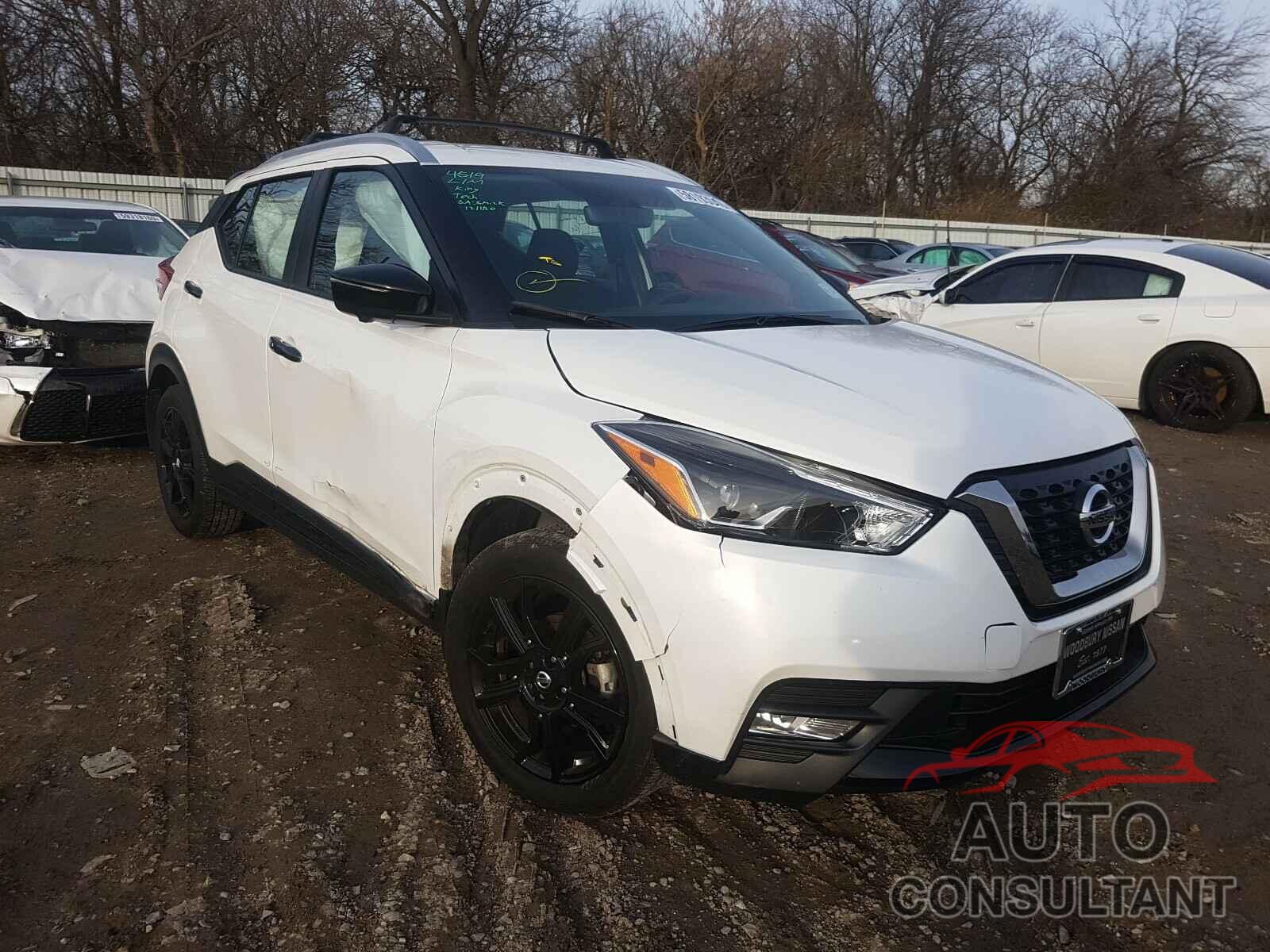 NISSAN KICKS 2018 - 3N1CP5CU4JL508340