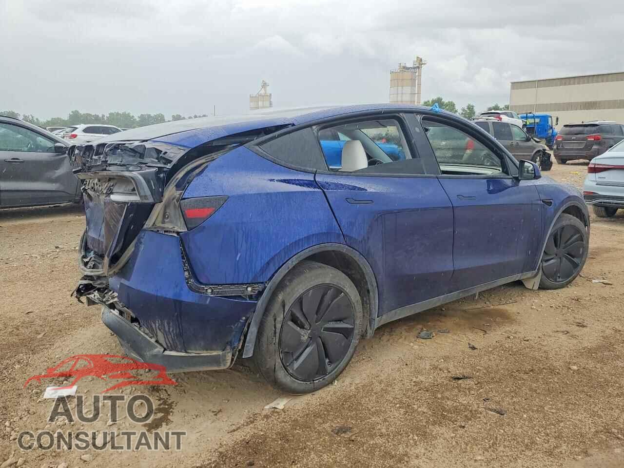 TESLA MODEL Y 2026 - 7SAYGDEE2TF424766