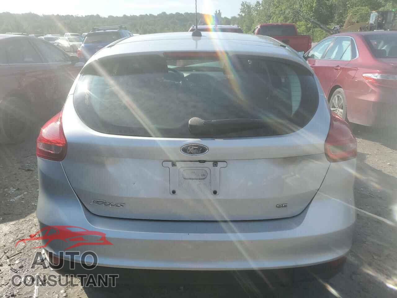 FORD FOCUS 2017 - 1FADP3K27HL303581