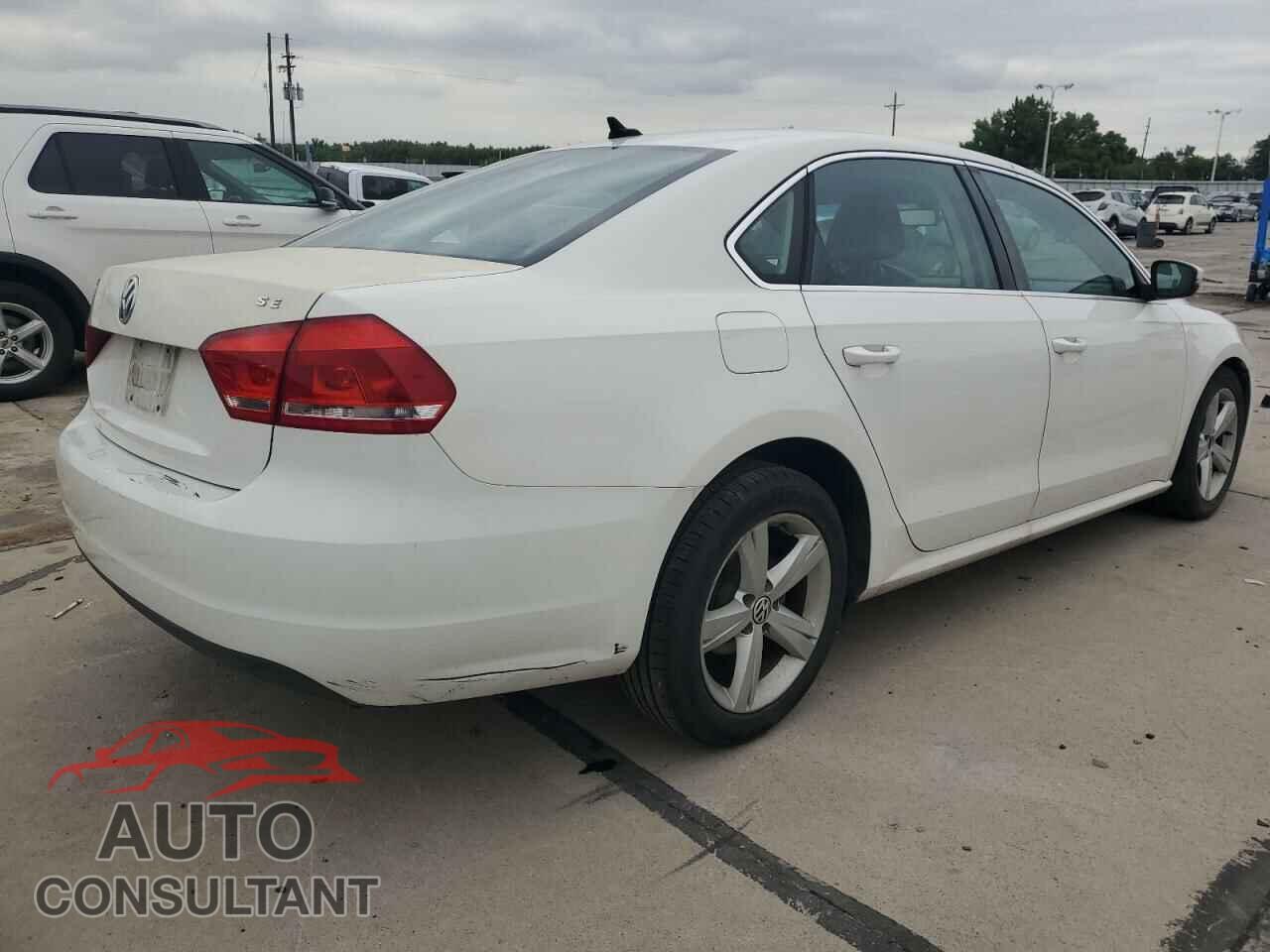 VOLKSWAGEN PASSAT 2012 - 1VWBP7A39CC096748