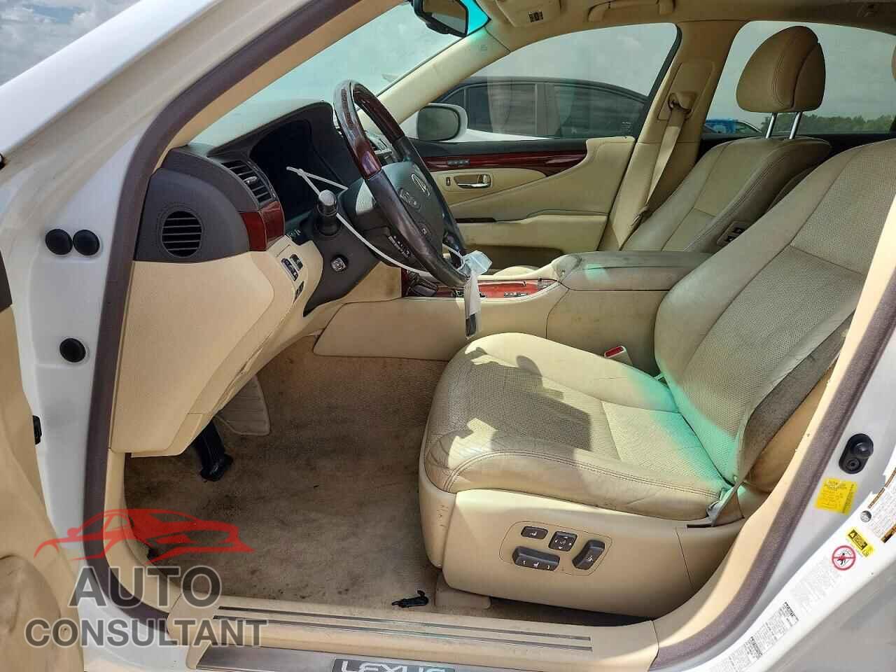LEXUS LS460 2012 - JTHCL5EFXC5013889