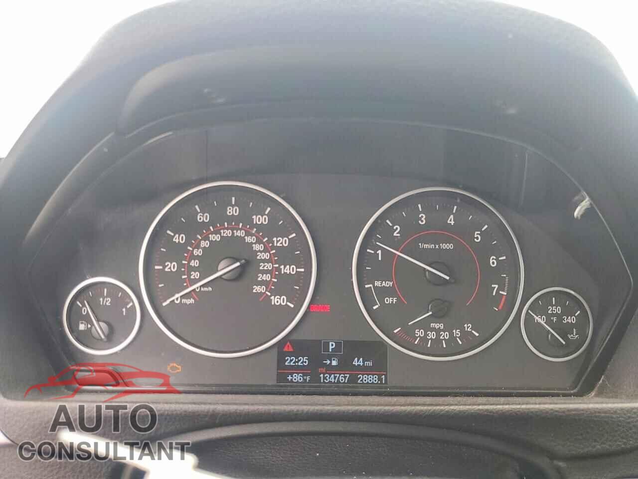BMW 3 SERIES 2016 - WBA8E9G5XGNU29151