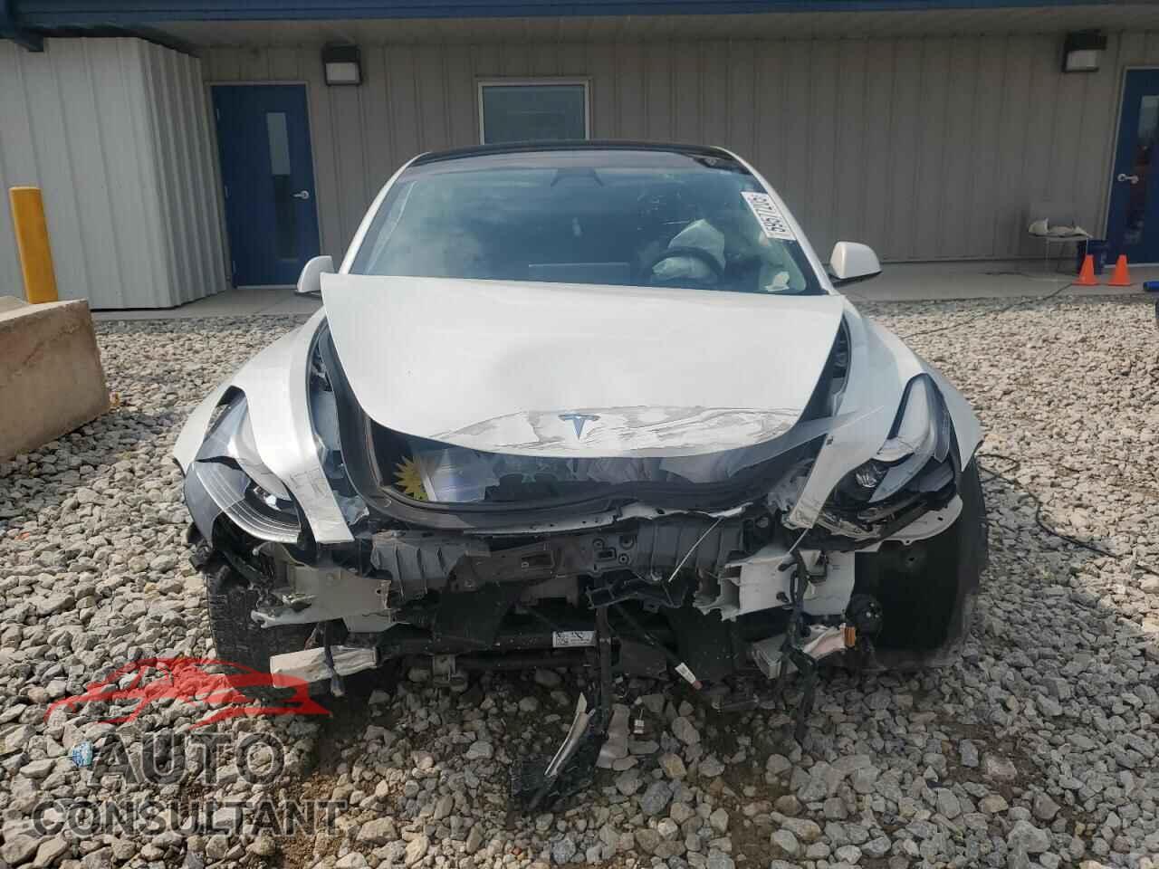 TESLA MODEL 3 2023 - 5YJ3E1EA8PF383221