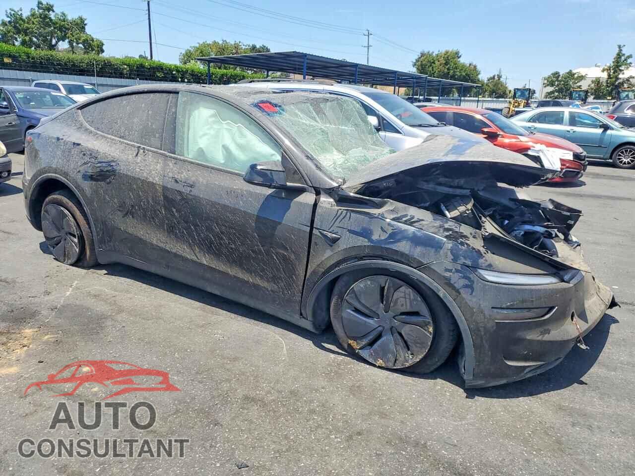 TESLA MODEL Y 2026 - 7SAYGDEEXTF388129