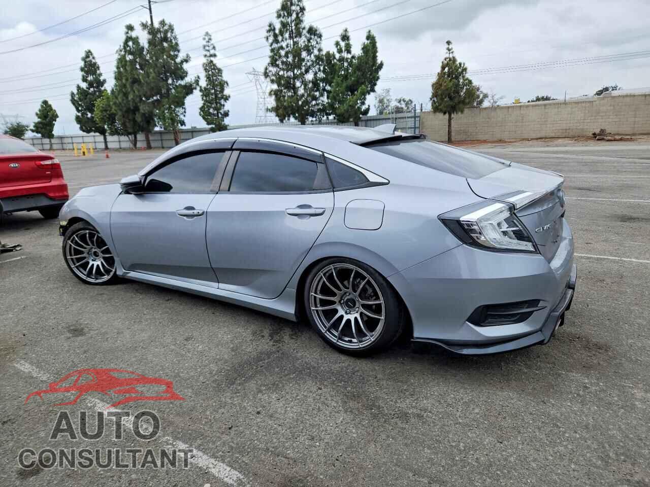 HONDA CIVIC 2017 - 2HGFC2F71HH513106