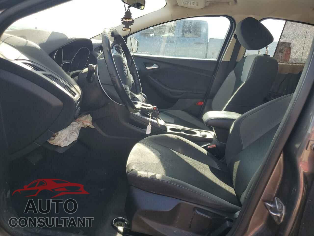 FORD FOCUS 2014 - 1FADP3F28EL391207