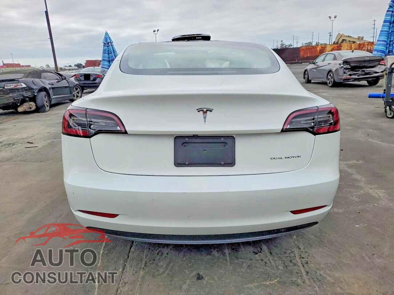 TESLA MODEL 3 2023 - 5YJ3E1EB3PF477290
