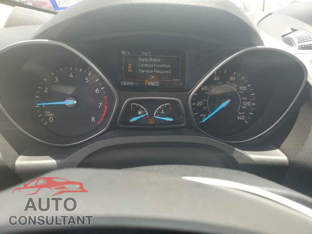 FORD ESCAPE 2017 - 1FMCU0JD6HUB72794