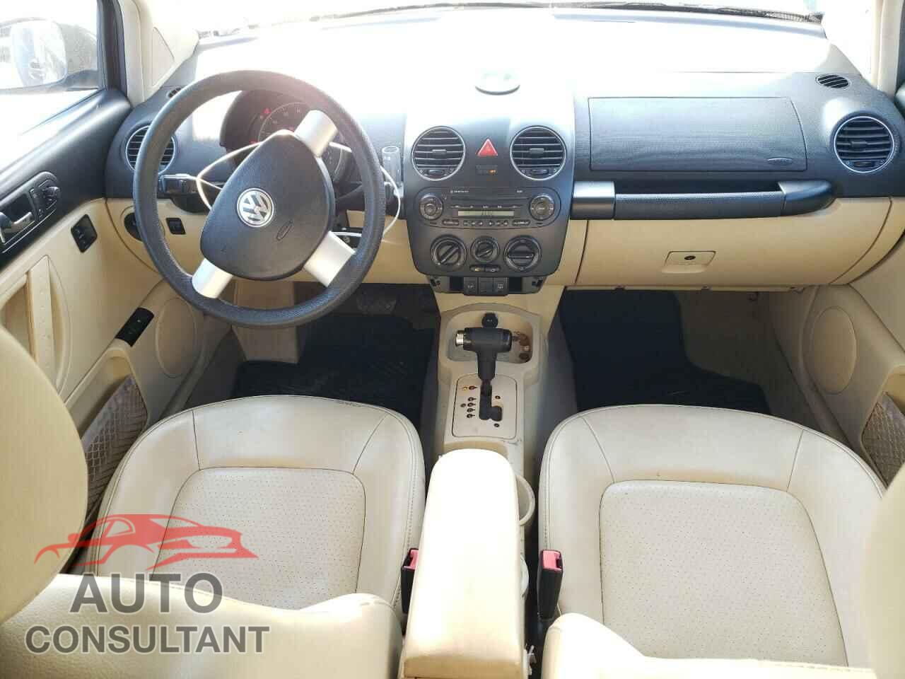 VOLKSWAGEN BEETLE 2010 - 3VWPG3AG3AM036686