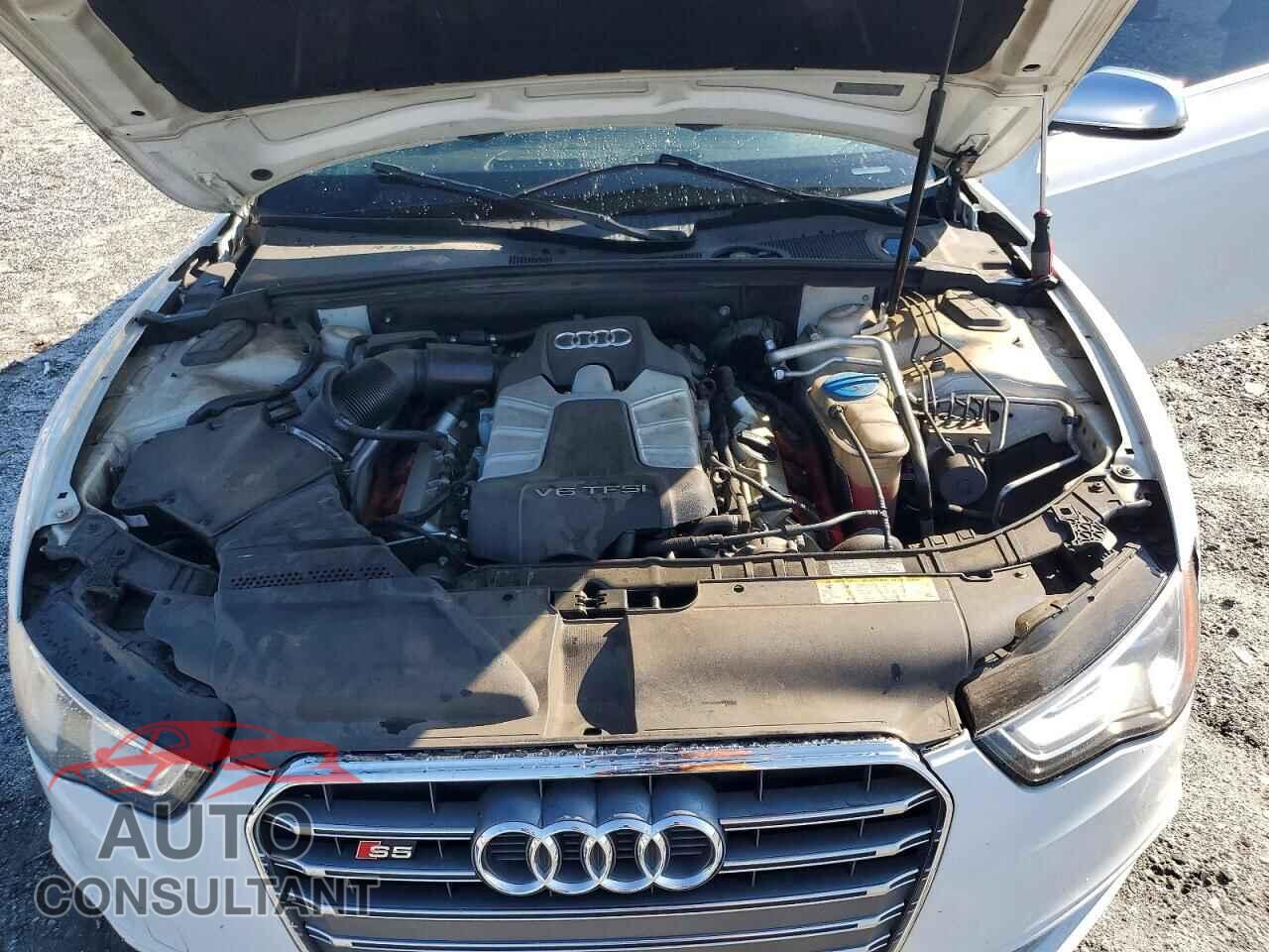 AUDI S5/RS5 2013 - WAUVGAFH3DN003193