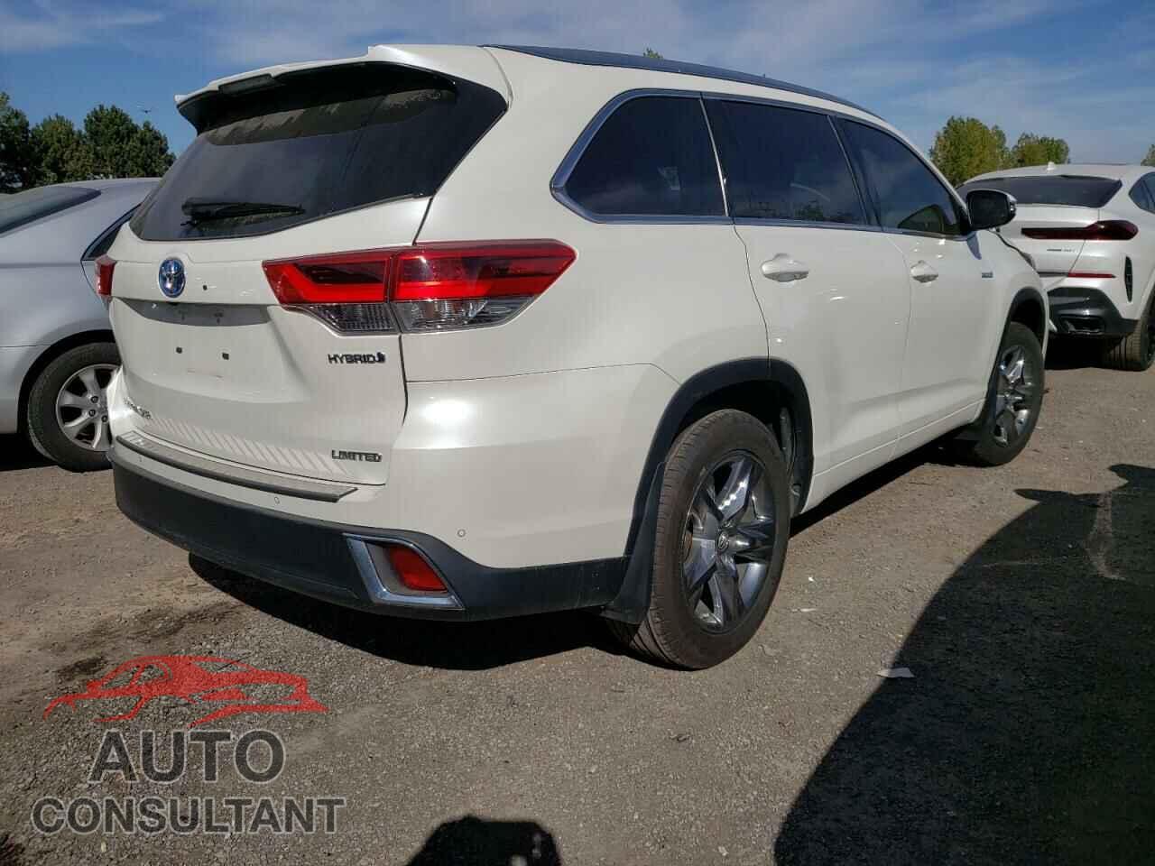 TOYOTA HIGHLANDER 2019 - 5TDDGRFH2KS065995