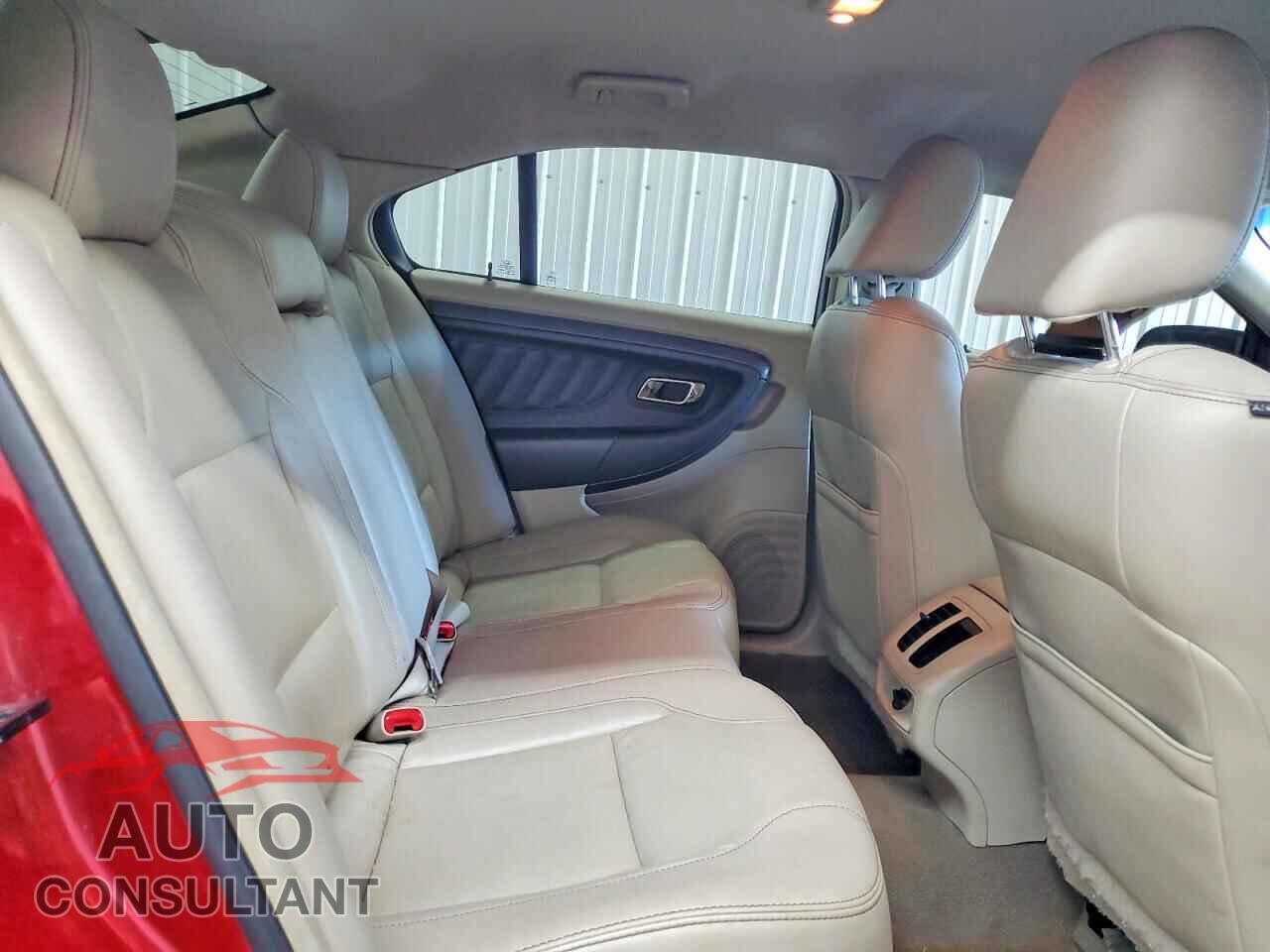 FORD TAURUS 2011 - 1FAHP2HW0BG117807