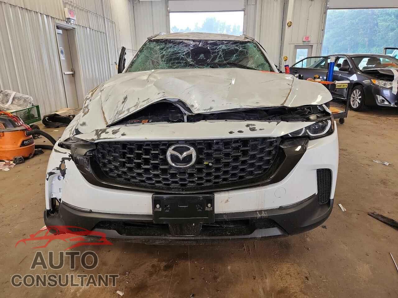 MAZDA CX-50 2024 - 7MMVABBMXRN228327