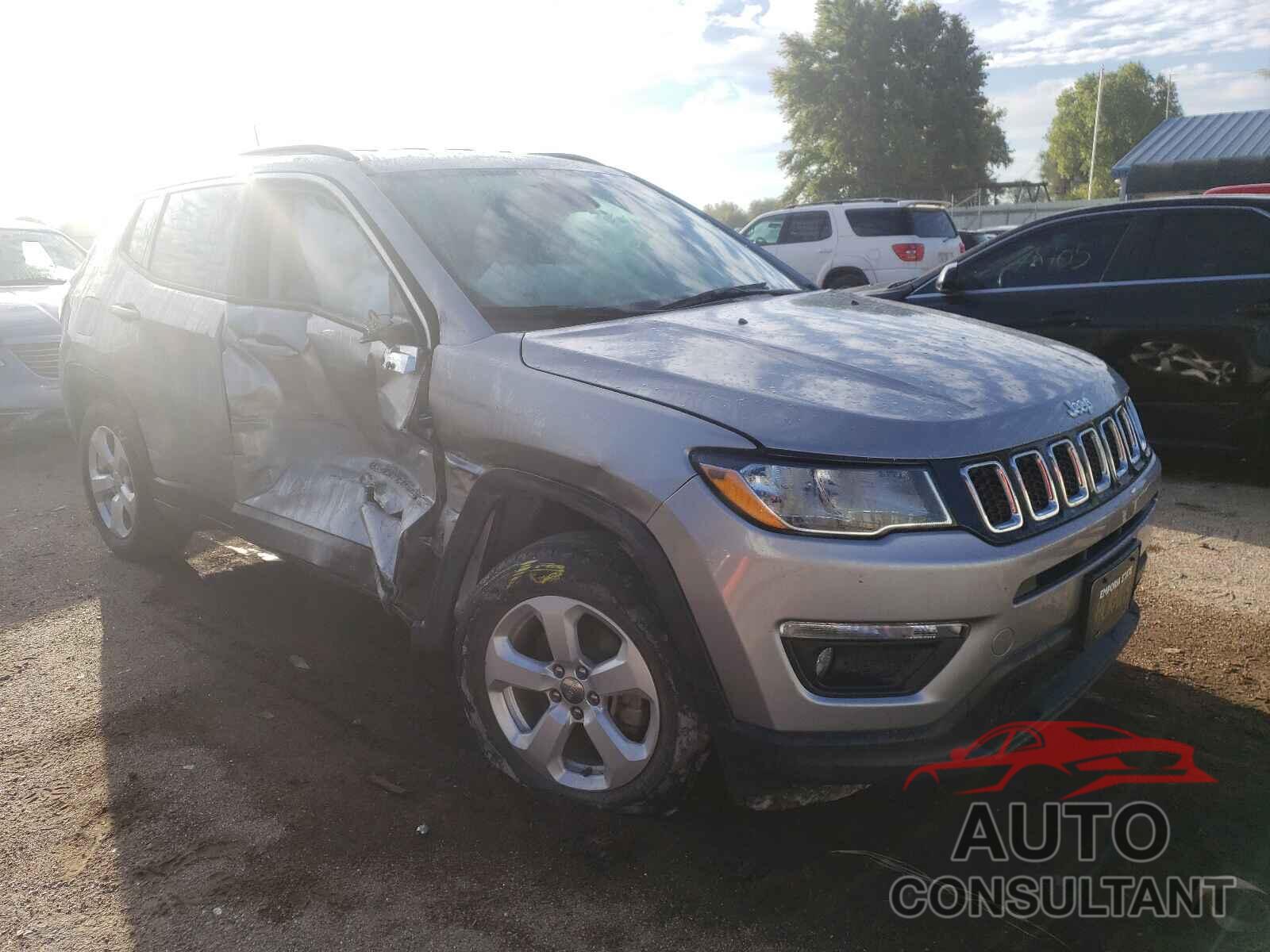 JEEP COMPASS 2018 - 3C4NJCBB4JT331011