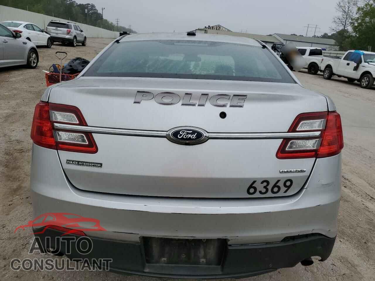 FORD TAURUS 2016 - 1FAHP2L83GG126369