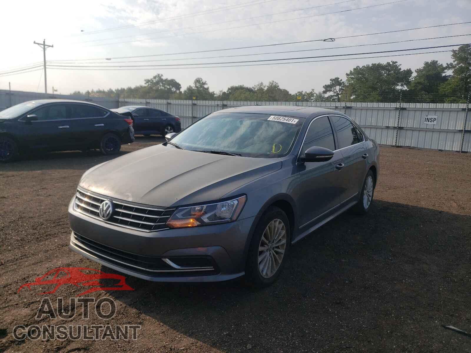 VOLKSWAGEN PASSAT 2017 - 1VWBT7A33HC054174