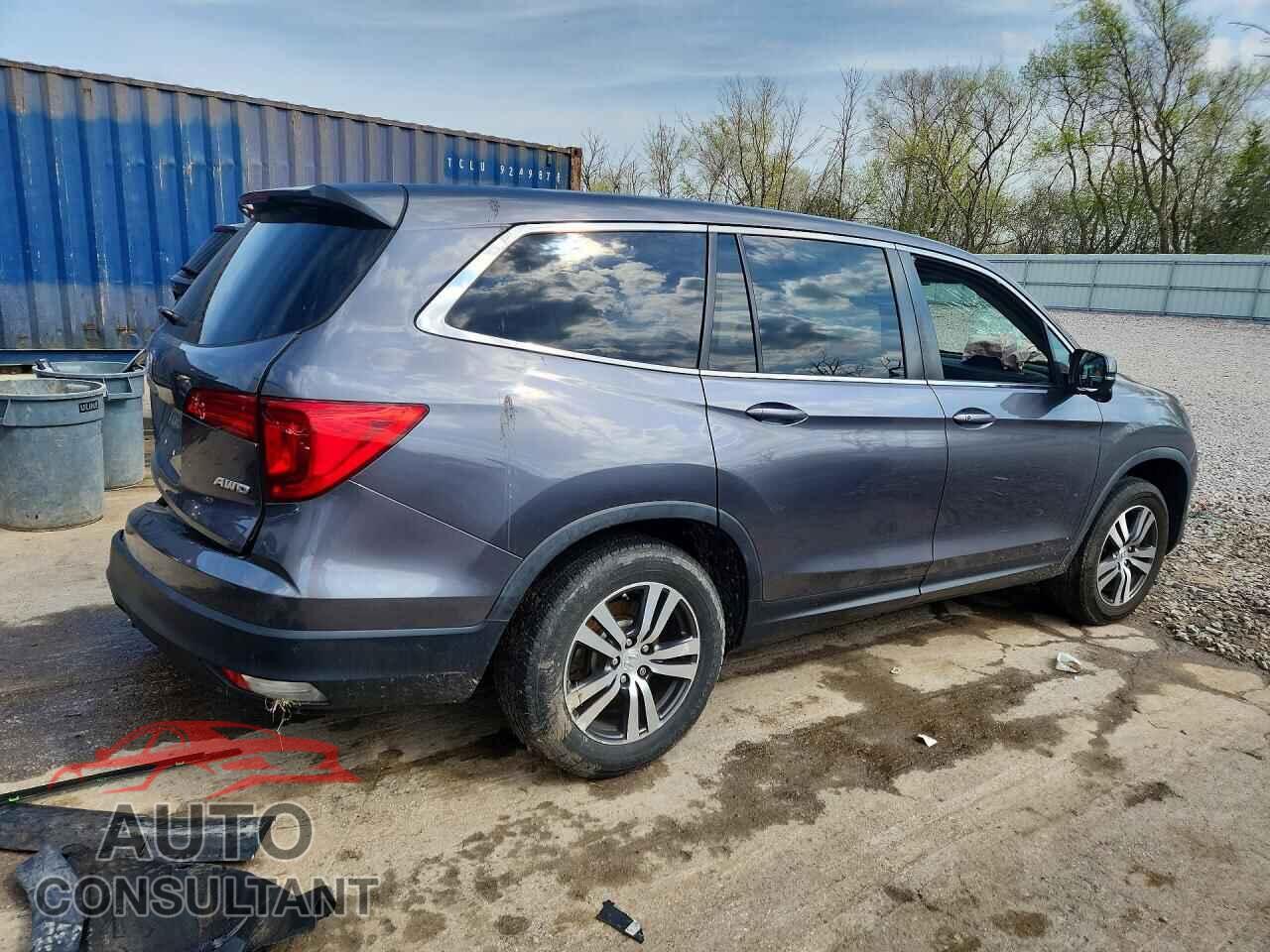 HONDA PILOT 2017 - 5FNYF6H53HB038209
