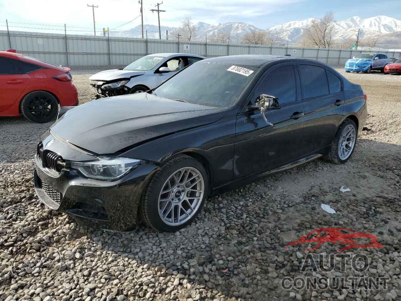 BMW 3 SERIES 2018 - WBA8B7G51JNU95463